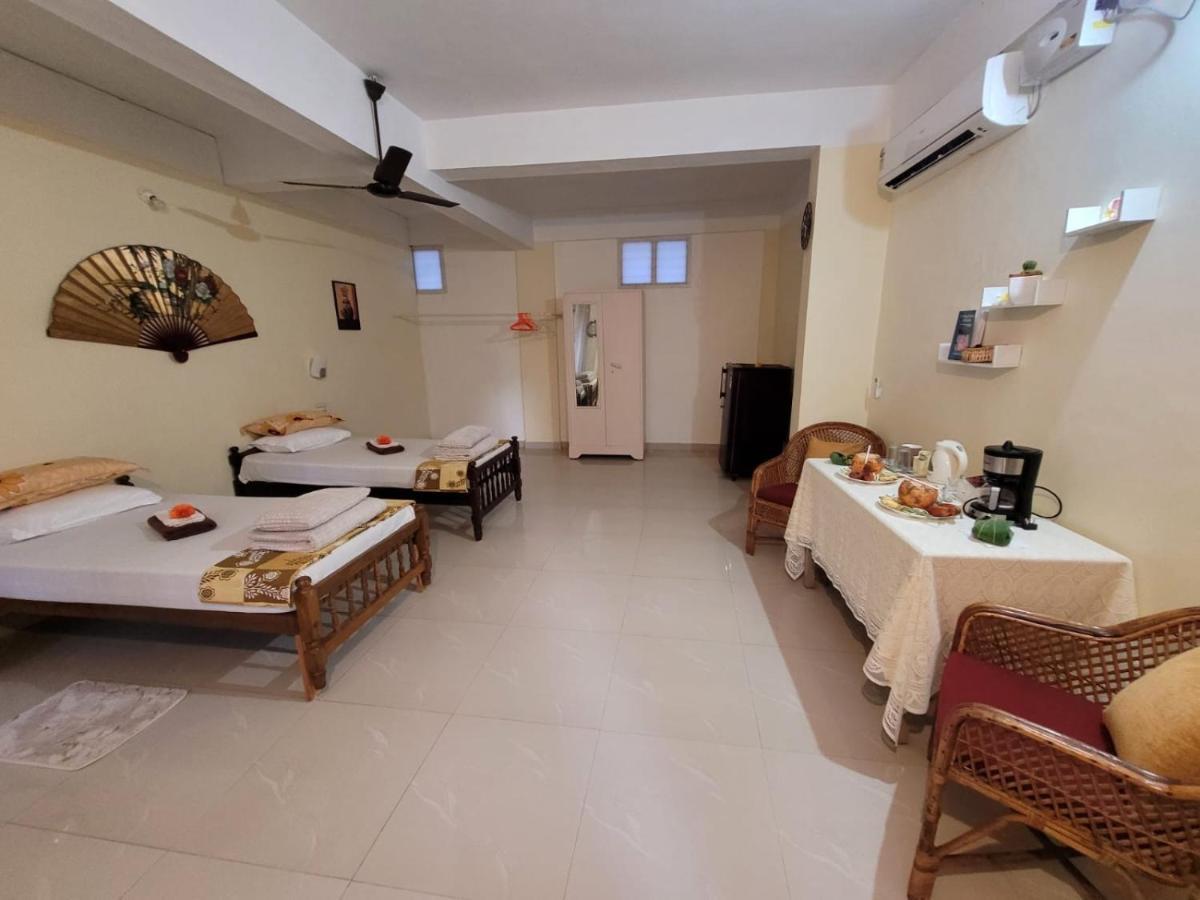 Sandy Beach Hotel Thiruvananthapuram Exterior photo